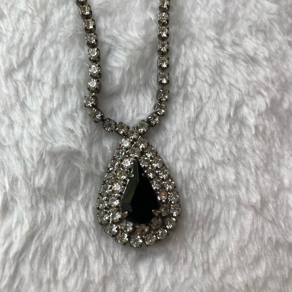 Vintage Prong Set Black & Clear Rhinestones Necklace - Picture 4 of 9